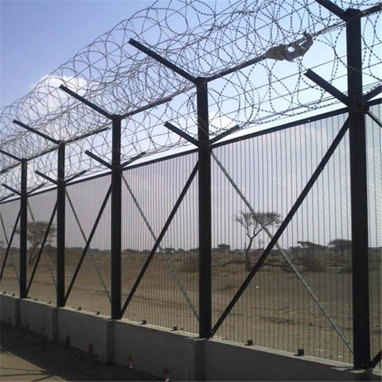 监狱钢网墙案例展示 - 安平县艾瑞金属丝网有限公司图片3
