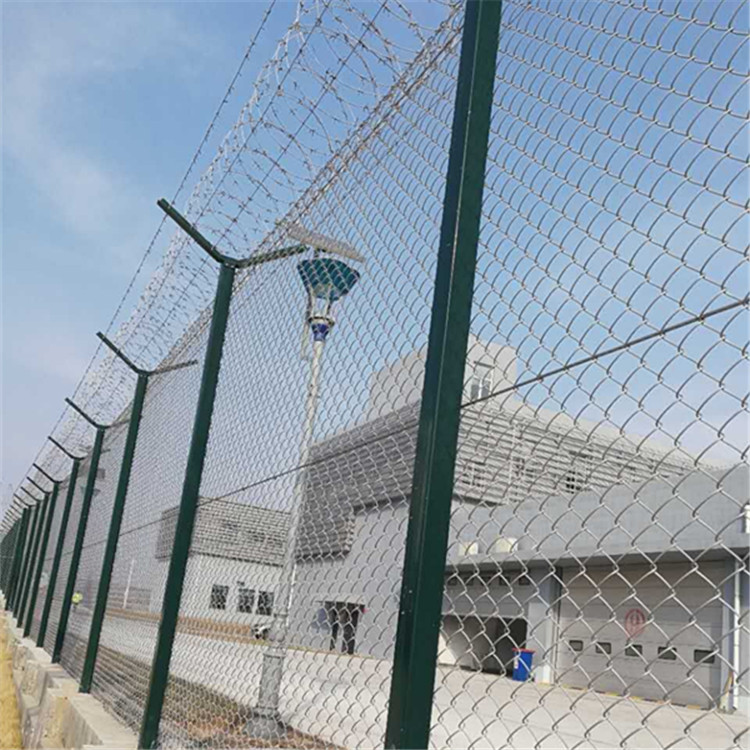 铝包钢机场围界案例展示 - 安平县艾瑞金属丝网有限公司图片2